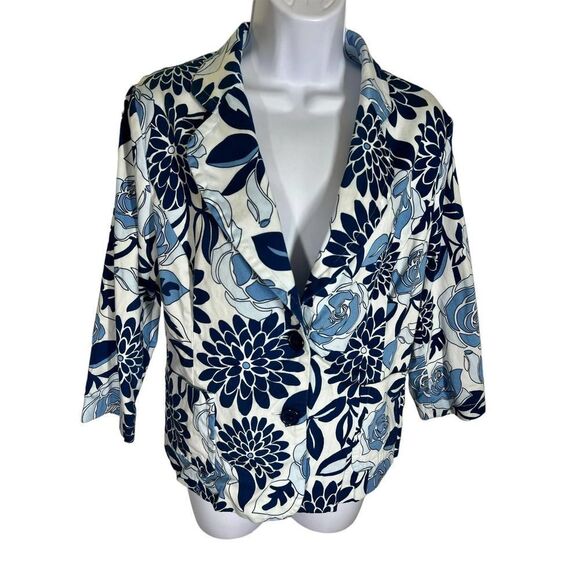 Joan Rivers Jackets & Blazers - Joan Rivers White Blue Floral Button Down Blazer Jacket Women's Size Medium